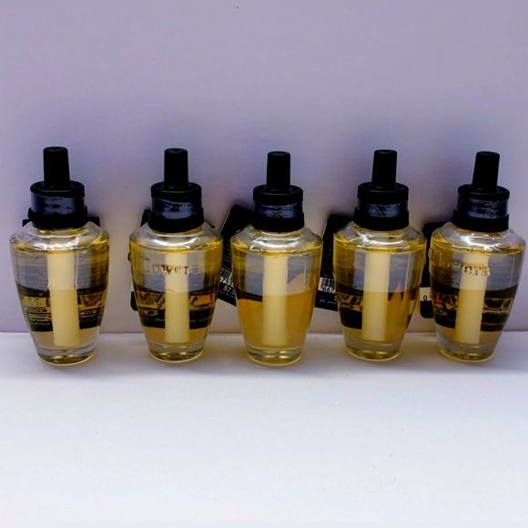 Bath & Body Works LIMONCELLO Wallflowers Fragrance Refill, 0.8 fl oz (5 pack) - Picture 4 of 4